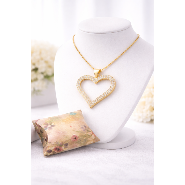 Collier chaîne avec pendentif cœur serti de diamants CZ